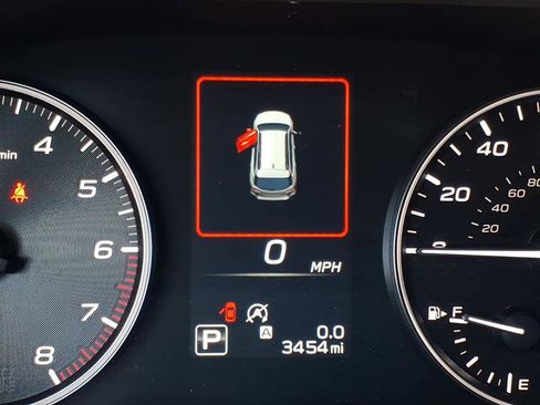 Certified 2025 Subaru Outback Premium w/ Popular Package #1A image 35