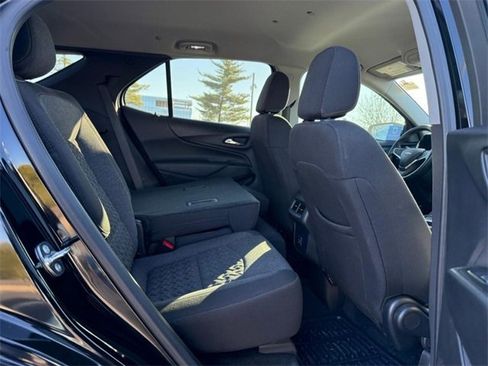 Used 2024 Chevrolet Equinox LT image 11