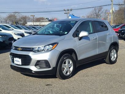 Used 2022 Chevrolet Trax LS w/ Tint and Cruise Package