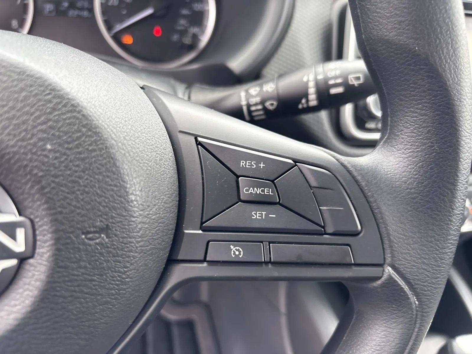 Used 2025 Nissan Kicks Play S FWD image 28