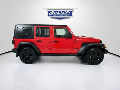 Used 2022 Jeep Wrangler Unlimited Sport AWD/4WD image 9
