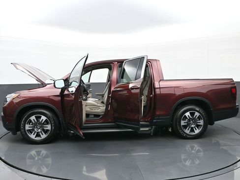 Used 2019 Honda Ridgeline RTL-T image 49