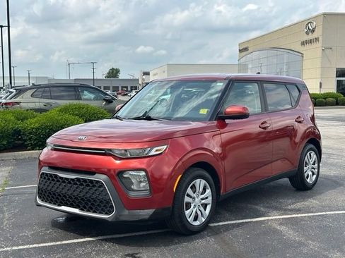 Used 2020 Kia Soul LX FWD image 3