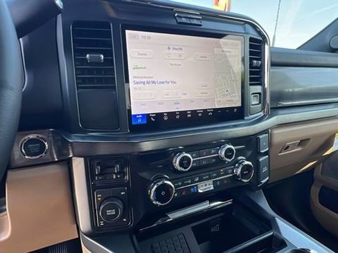 New 2025 Ford F250 Lariat w/ FX4 Off-Road Package image 29