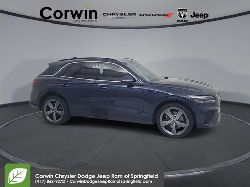 Used 2022 Genesis GV70 3.5T Sport w/ Sport Prestige Package AWD/4WD image 1