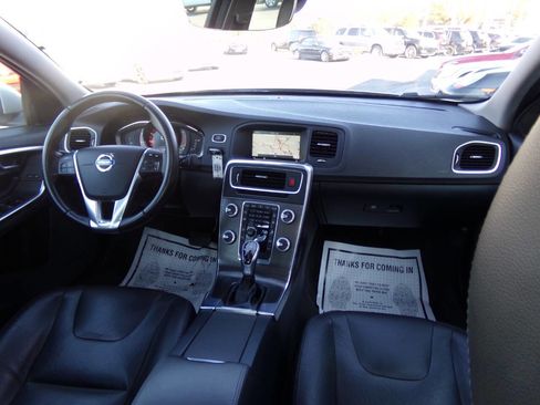 Used 2016 Volvo S60 T5 Premier image 24