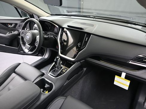 Certified 2025 Subaru Outback Touring XT image 12
