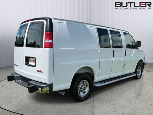 Used 2025 GMC Savana 2500 w/ Driver Convenience Package RWD image 6