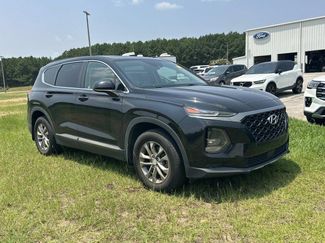 Used 2019 Hyundai Santa Fe SE FWD video 1