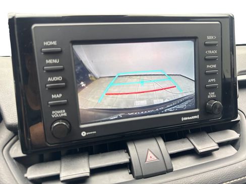 Used 2021 Toyota RAV4 XLE image 65