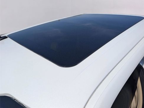 Used 2020 Ford F150 Lariat w/ Equipment Group 502A Luxury image 40