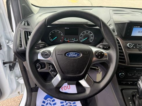 Used 2023 Ford Transit Connect XL FWD image 9