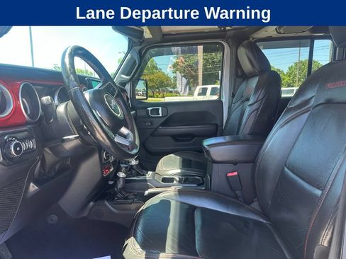 Used 2018 Jeep Wrangler Unlimited Rubicon AWD/4WD image 9