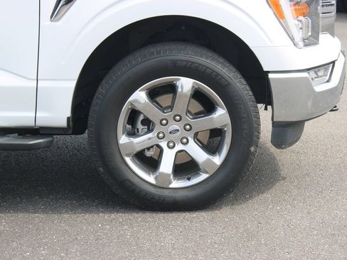 Used 2022 Ford F150 XLT w/ Equipment Group 302A High AWD/4WD image 12