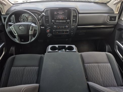 Used 2023 Nissan Titan SV image 14
