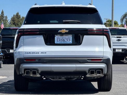 Used 2026 Chevrolet Traverse LT AWD/4WD image 6