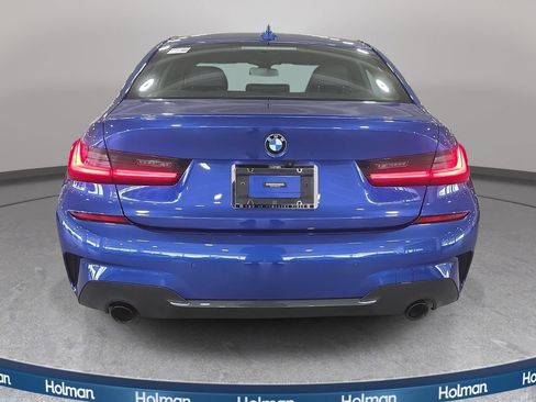 Used 2022 BMW 330i Sedan w/ M Sport Package RWD image 6