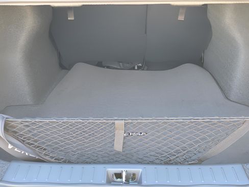 New 2025 Nissan Versa SR w/ Trunk Package image 9