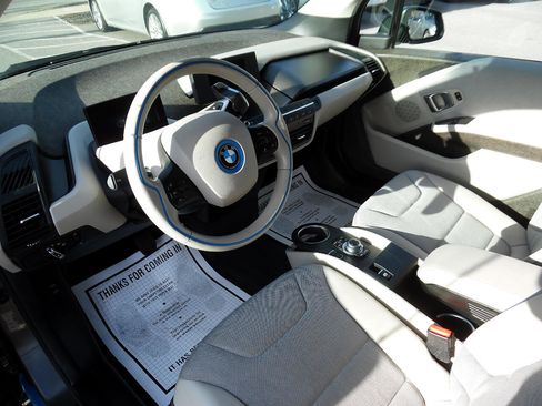 Used 2015 BMW i3 image 11