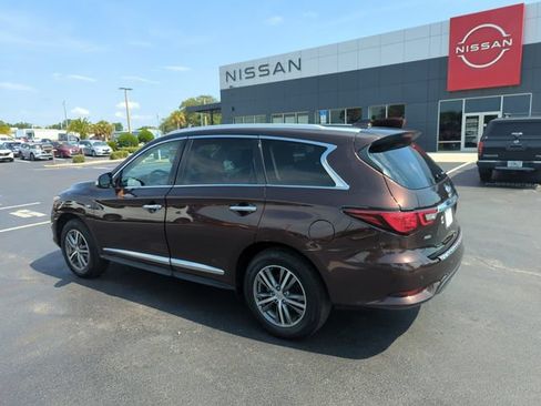 Used 2020 INFINITI QX60 Luxe w/ Essential Package AWD/4WD image 9