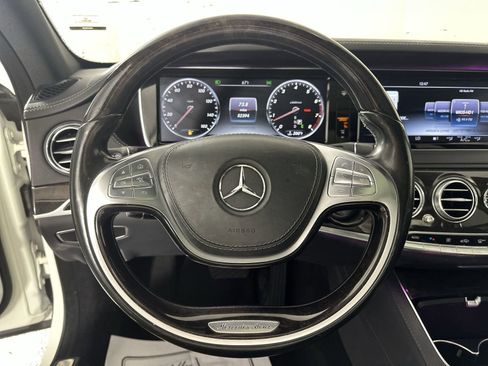 Used 2017 Mercedes-Benz S 550 Sedan image 14