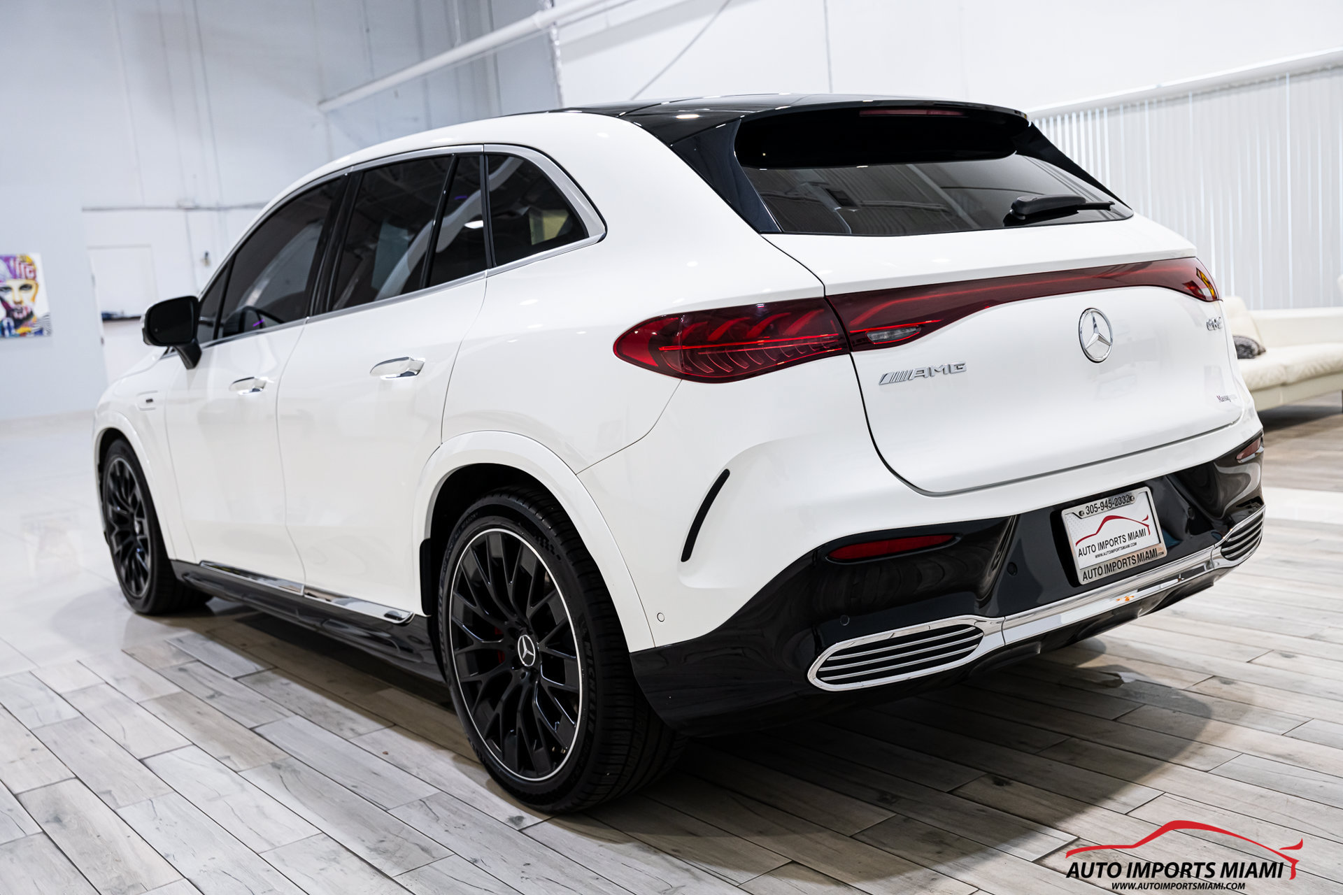 Used 2024 Mercedes-Benz EQE AMG 4MATIC SUV image 15