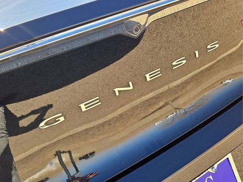 Used 2023 Genesis G80 2.5T image 12