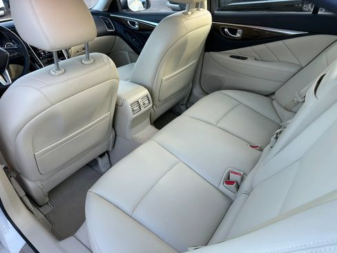 Used 2019 INFINITI Q50 Luxe w/ Essential Package (3.0T Luxe) AWD/4WD image 15