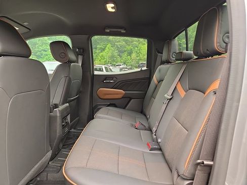 Used 2023 GMC Canyon AT4 AWD/4WD image 18