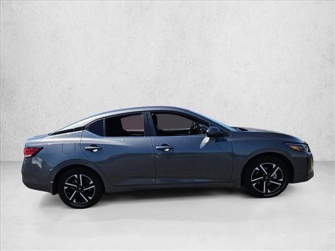 Used 2025 Nissan Sentra SV w/ Trunk Package FWD image 4