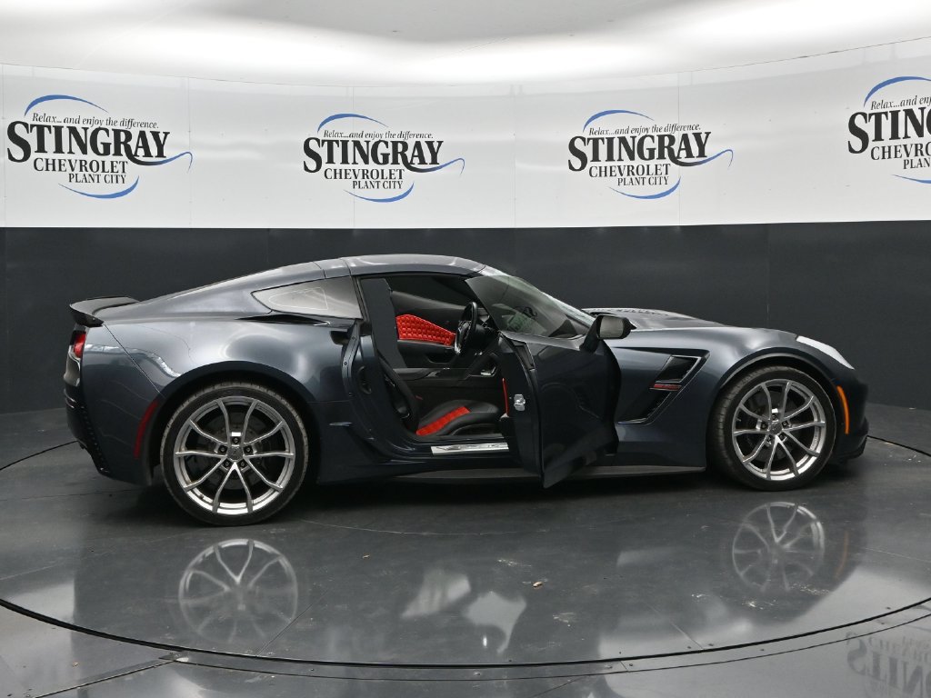 Used 2019 Chevrolet Corvette Grand Sport RWD image 36