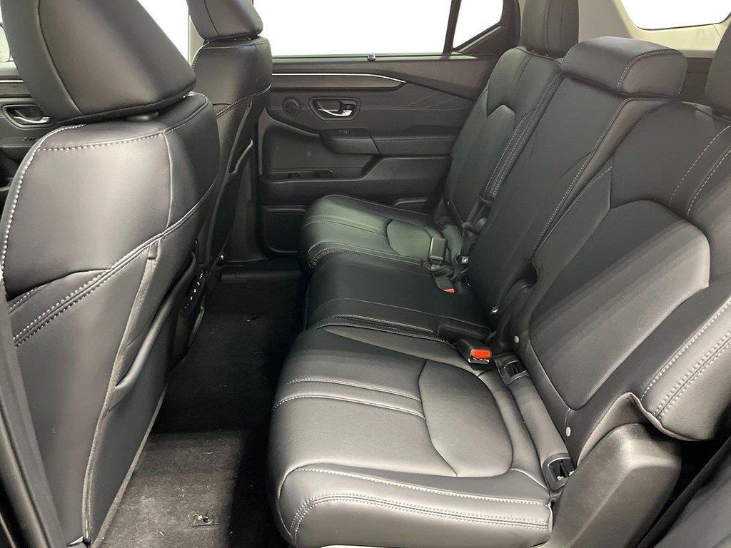 New 2026 Honda Pilot Touring image 23