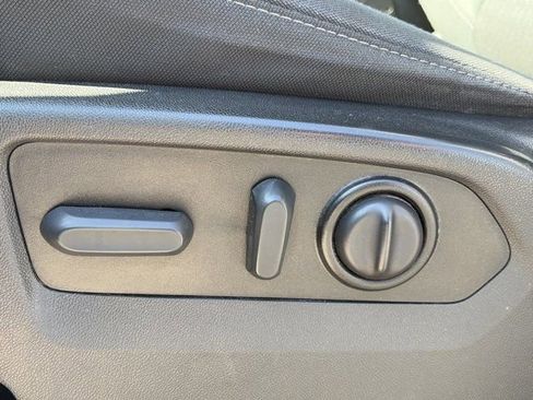 Used 2022 Chevrolet Silverado 1500 RST w/ Bed Protection Package image 15