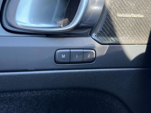 New 2026 Volvo XC40 B5 Ultra w/ Climate Package image 10