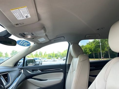 Used 2021 Buick Enclave Essence FWD image 28