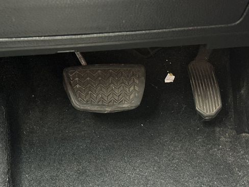 Used 2018 Toyota Highlander XLE image 43