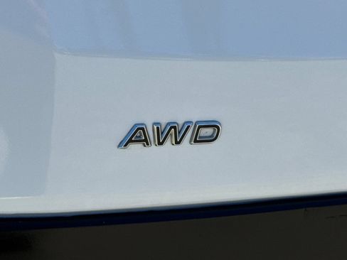 Certified 2023 Ford Transit 250 Medium Roof AWD image 26