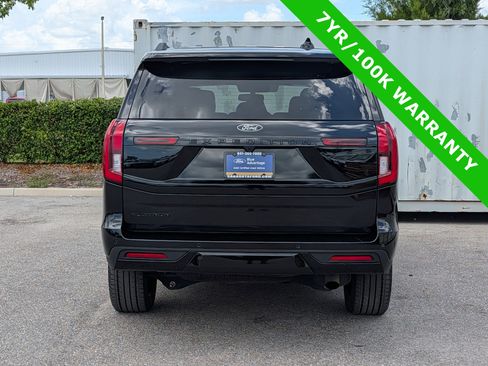 Certified 2025 Ford Expedition Platinum w/ Stealth Appearance Package AWD/4WD image 5