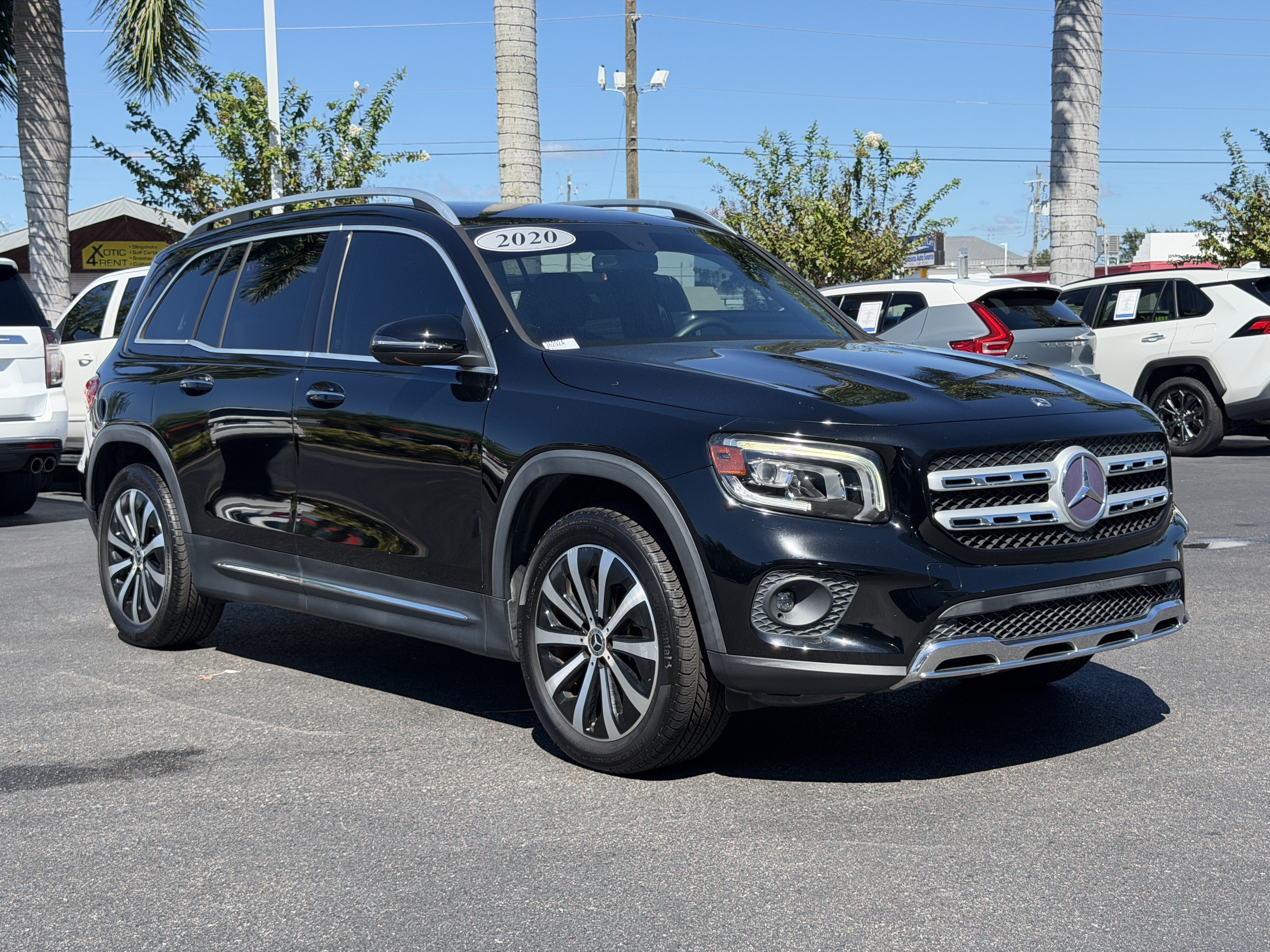 Used 2020 Mercedes-Benz GLB 250 image 1