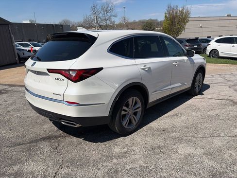 Used 2023 Acura MDX SH-AWD image 5