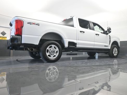 Used 2025 Ford F250 XLT image 65