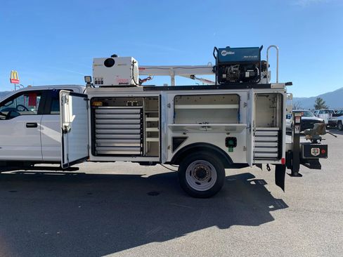 Used 2019 Ford F550 2WD SuperCab Super Duty image 36