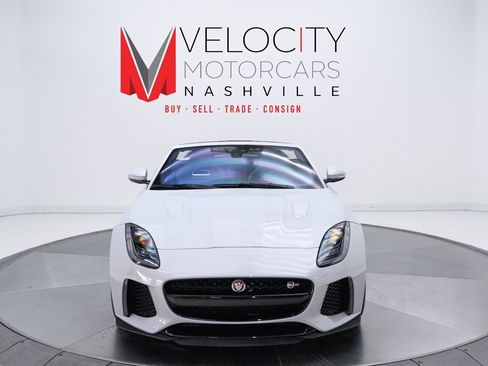 Used 2020 Jaguar F-TYPE SVR image 11