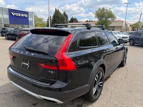 Used 2019 Volvo V90 T5 Cross Country w/ Protection Package Premier AWD/4WD image 7