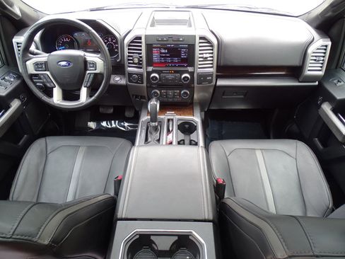 Used 2015 Ford F150 Platinum w/ Equipment Group 701A Luxury AWD/4WD image 29