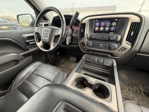 Used 2016 GMC Sierra 1500 Denali w/ Enhanced Driver Alert Package AWD/4WD image 3