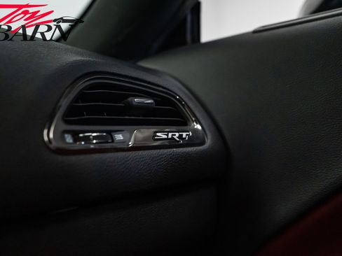 Used 2016 Dodge Challenger SRT Hellcat image 38