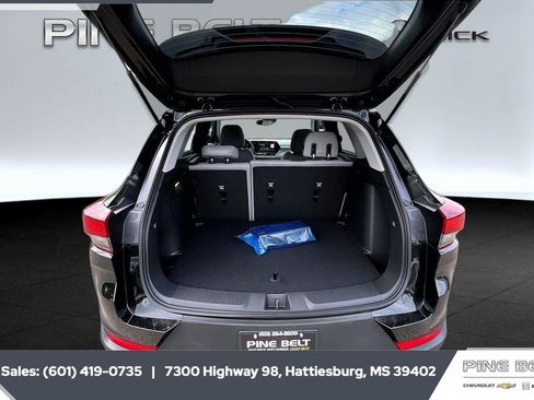 New 2026 Chevrolet TrailBlazer LS FWD image 21