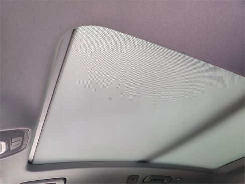 Used 2019 Audi Q5 2.0T Premium Plus w/ Premium Plus Package image 19