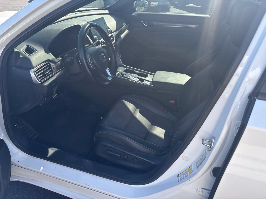 Used 2019 Honda Accord Sport image 12